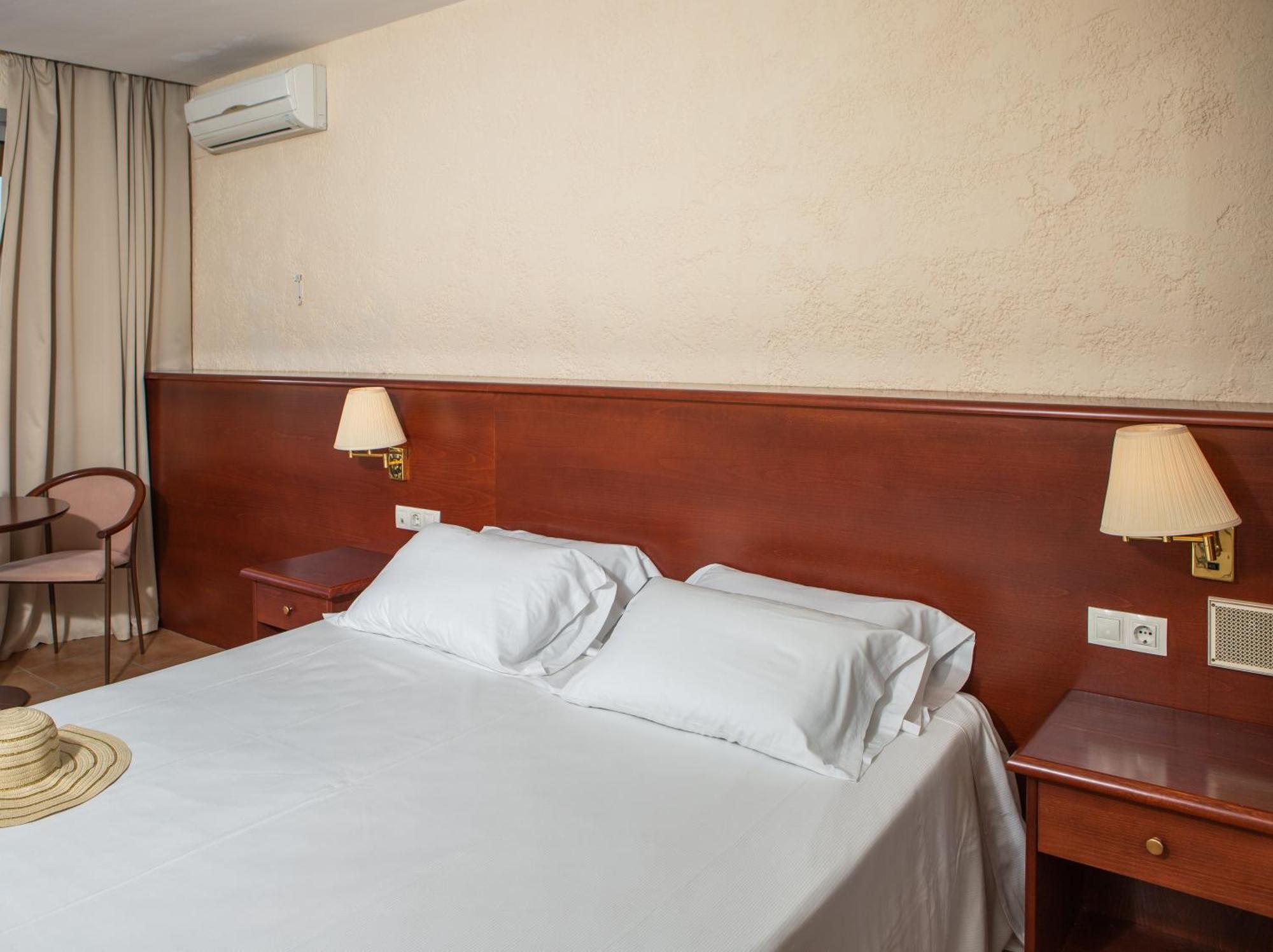 Rvhotels Golf Costa Brava Санта-Кристина-де-Аро Экстерьер фото