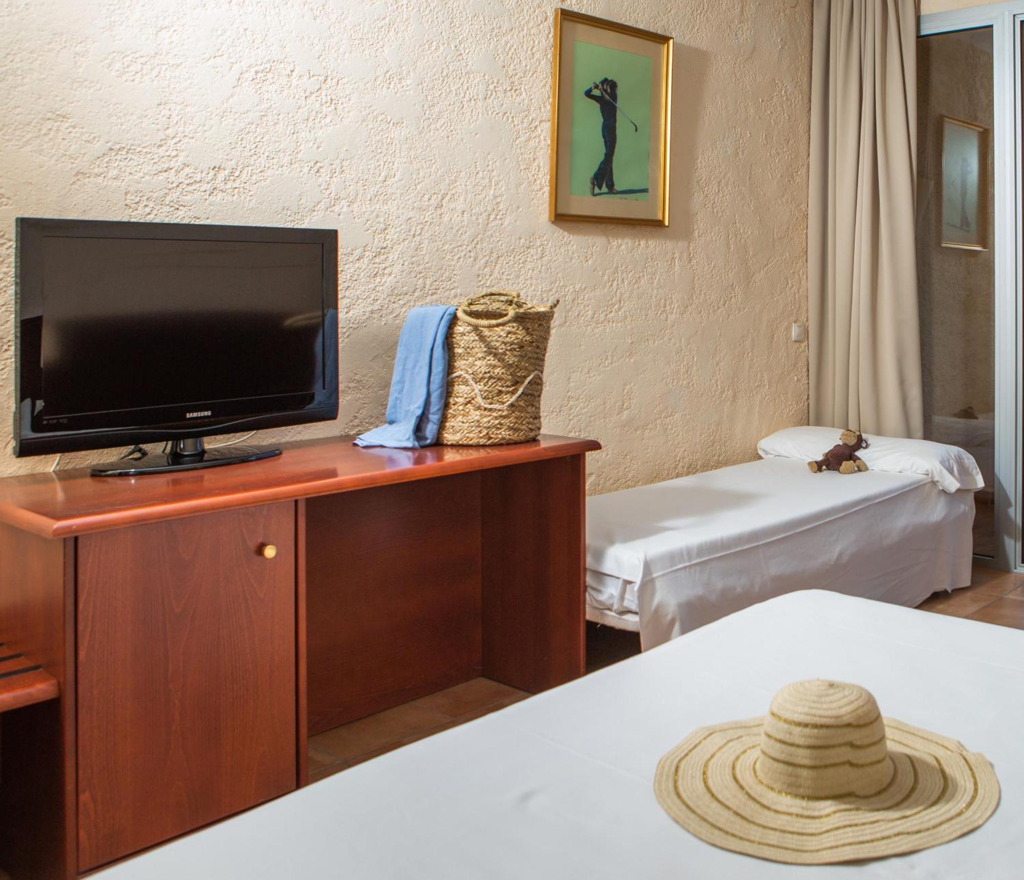Rvhotels Golf Costa Brava Санта-Кристина-де-Аро Экстерьер фото