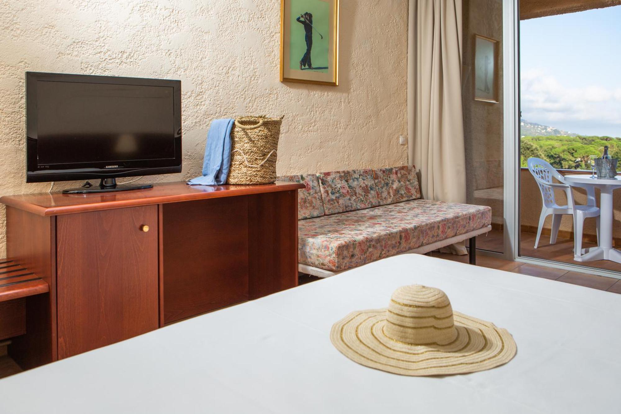 Rvhotels Golf Costa Brava Санта-Кристина-де-Аро Экстерьер фото